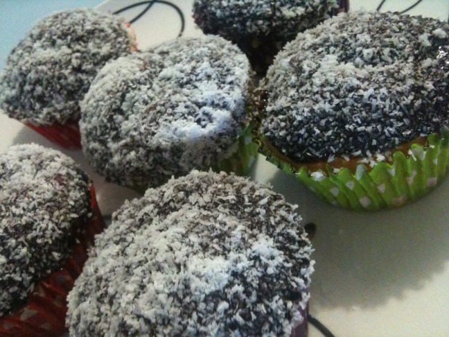 lamington cupcakes